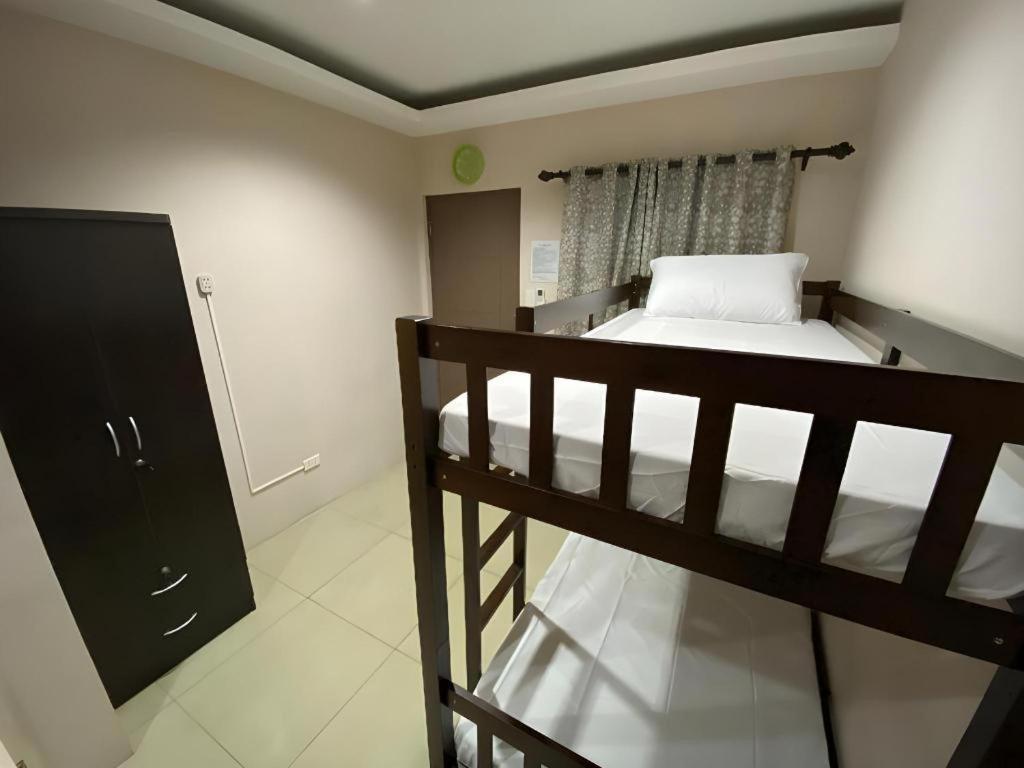 Oyo 766 Ichehan Apartments Μανίλα Εξωτερικό φωτογραφία