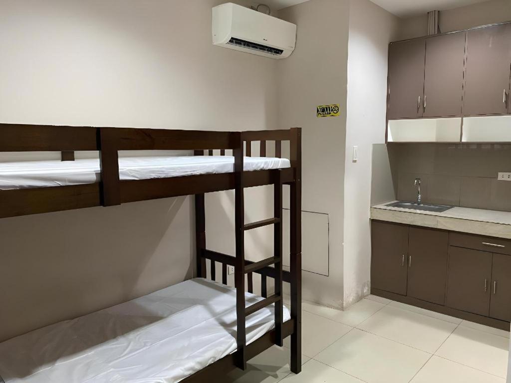 Oyo 766 Ichehan Apartments Μανίλα Εξωτερικό φωτογραφία